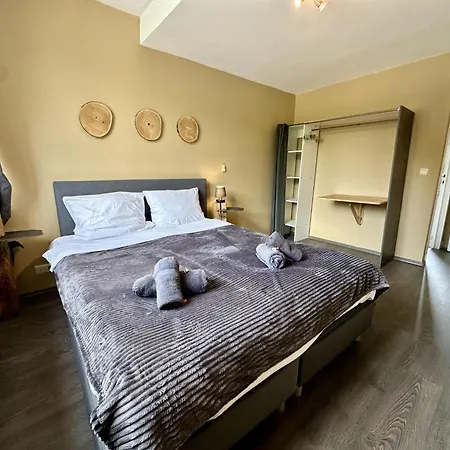 Aux Berges Du Semesterbostad *