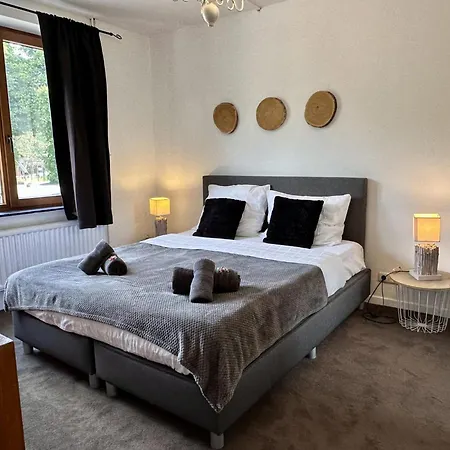 Semesterbostad Aux Berges Du Jalhay